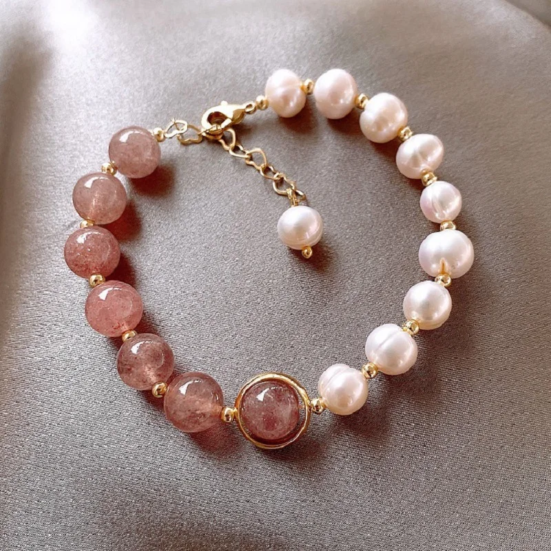 Bracelet en perles roses