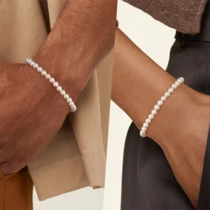 Bracelet avec perle blanche