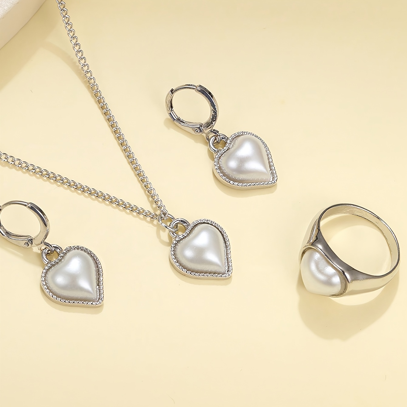 collier perle raffiné