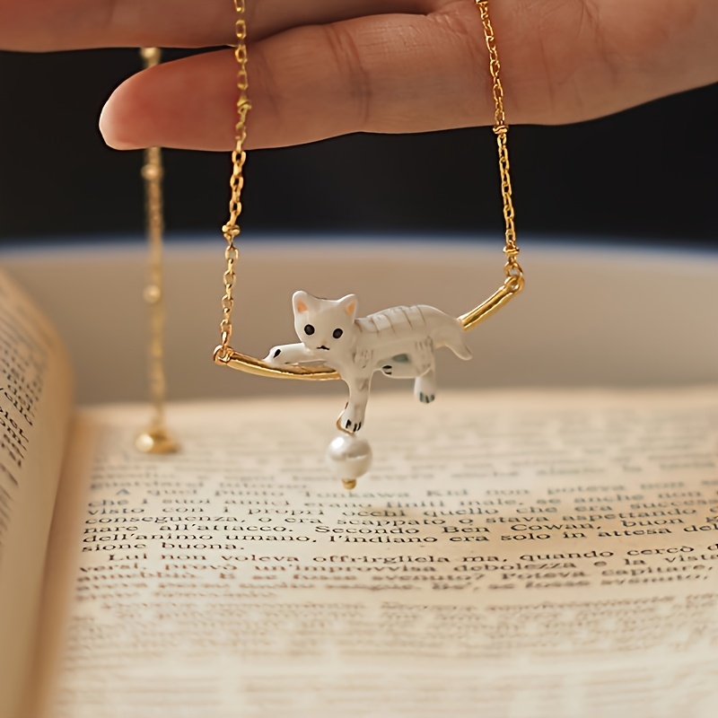 bijou pendentif félin