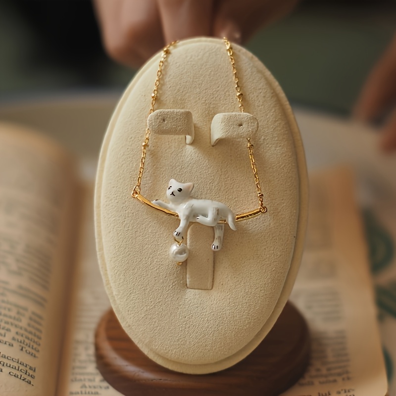 accessoire femme chat